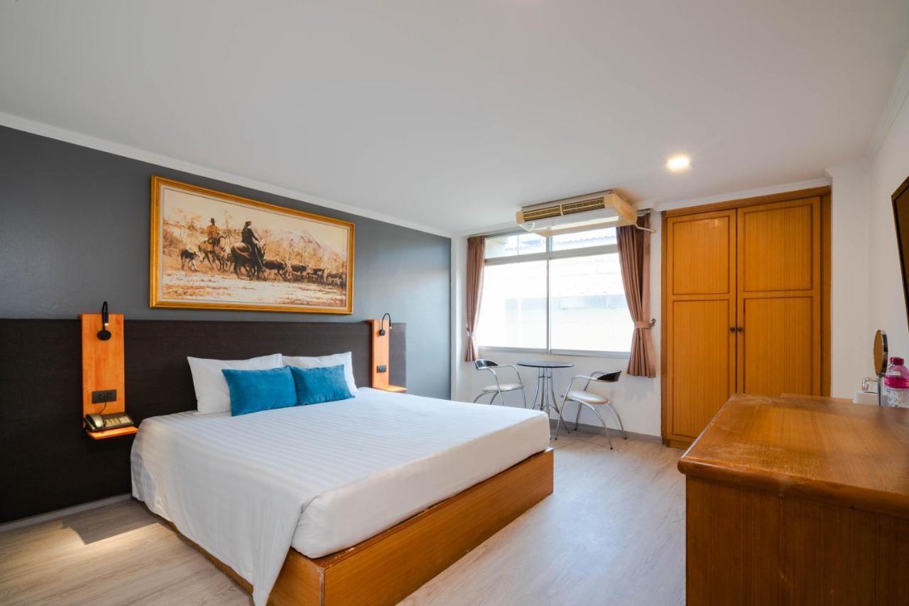 Shagwell Mansions Hotel Pattaya Buitenkant foto