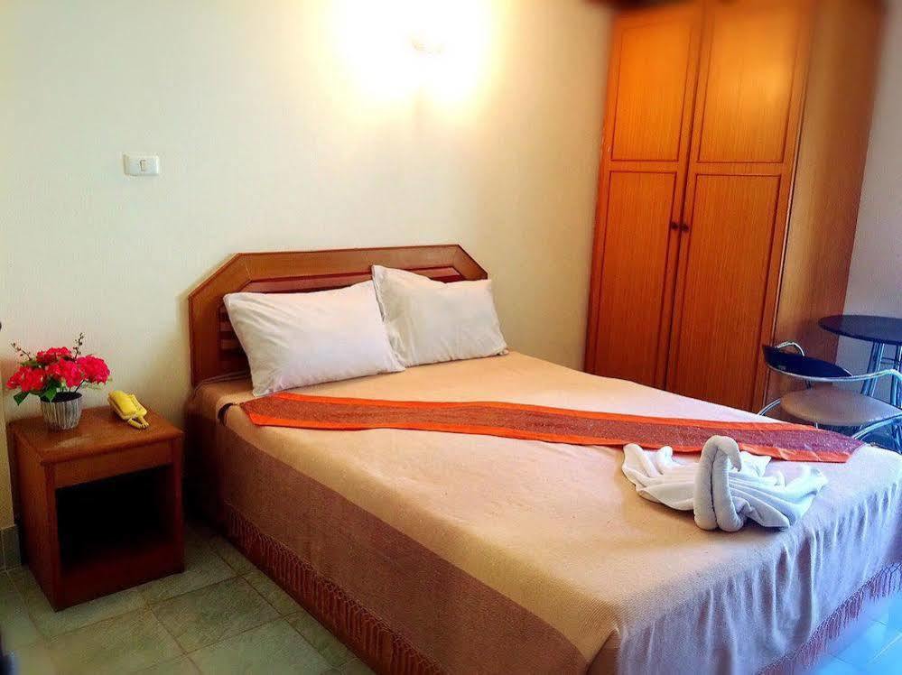 Shagwell Mansions Hotel Pattaya Buitenkant foto